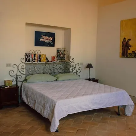 Sole Alle Torri Apartment *