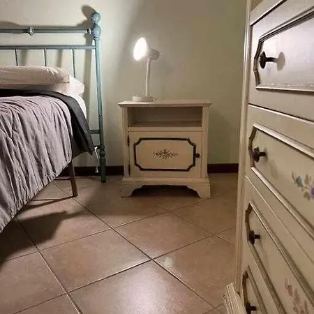 Sole Alle Torri Apartment *