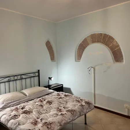 Sole Alle Torri Apartment *