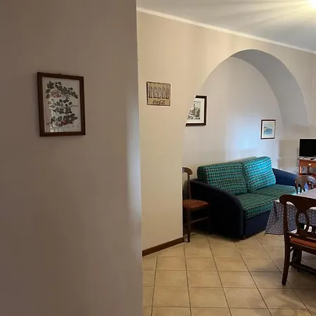Sole Alle Torri Apartment *