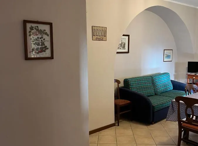 Sole Alle Torri Apartment *